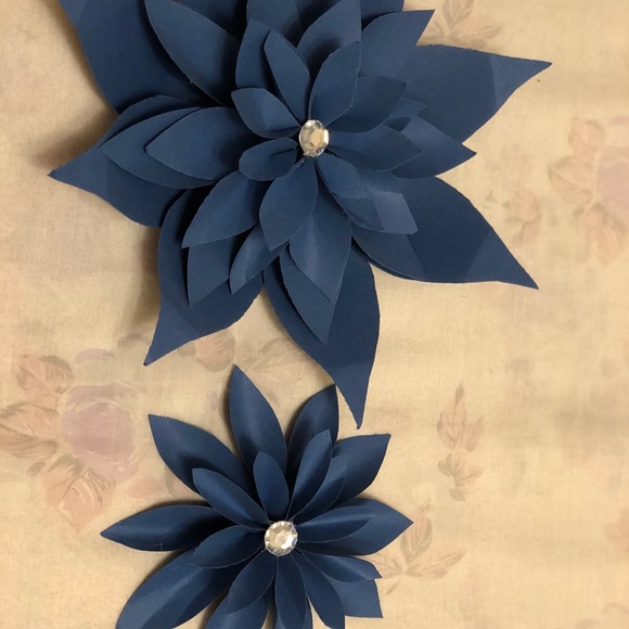 Paper flowers - Picture 4 of 4